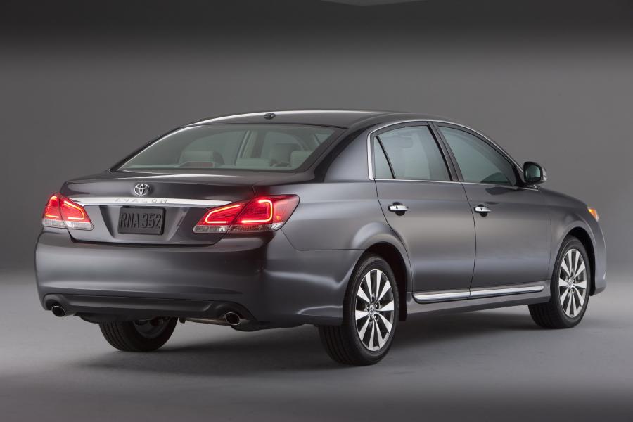  Toyota Avalon (GSX30) 2011 года  (фото 27 из 84)